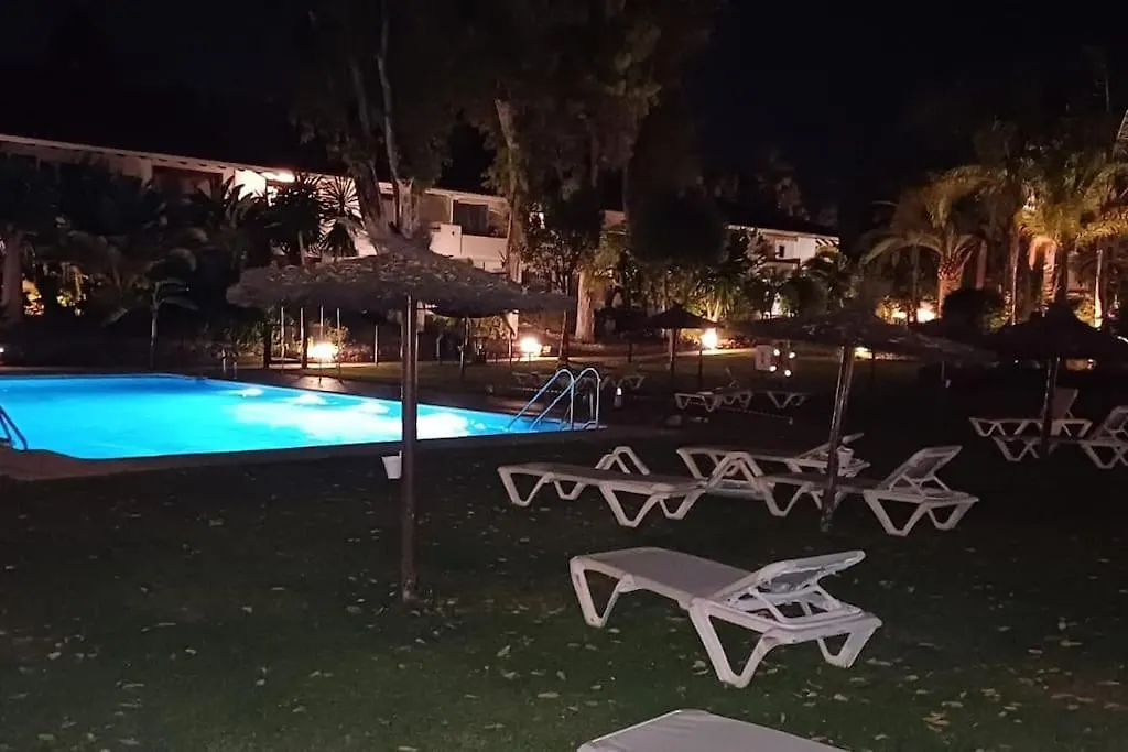 Marbella , Banus Precioso Estudio, 300 Mts Playa 0*,  Spain